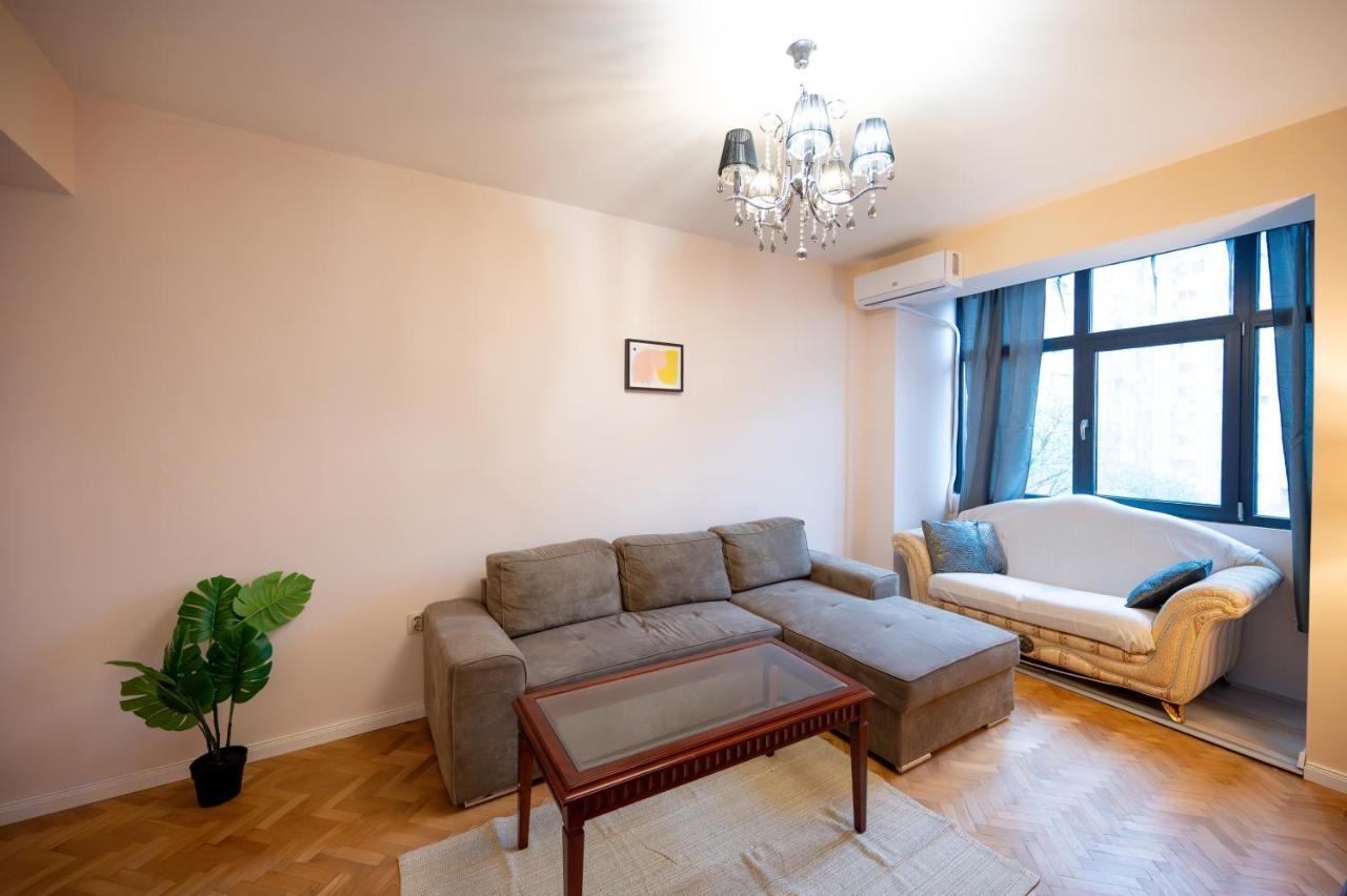 Spacious 1Bdr Apartment Near City Center Sofie Exteriér fotografie