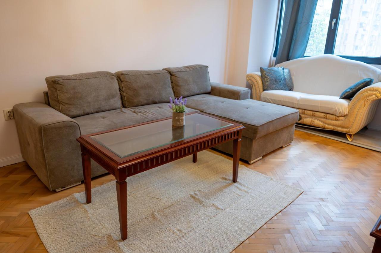 Spacious 1Bdr Apartment Near City Center Sofie Exteriér fotografie